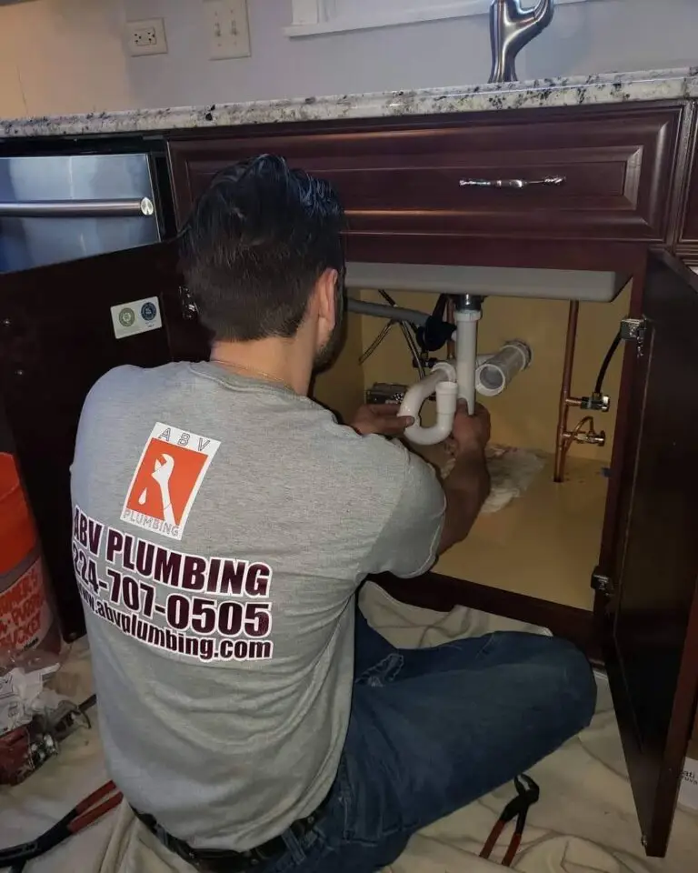 Plumber in Illinois State